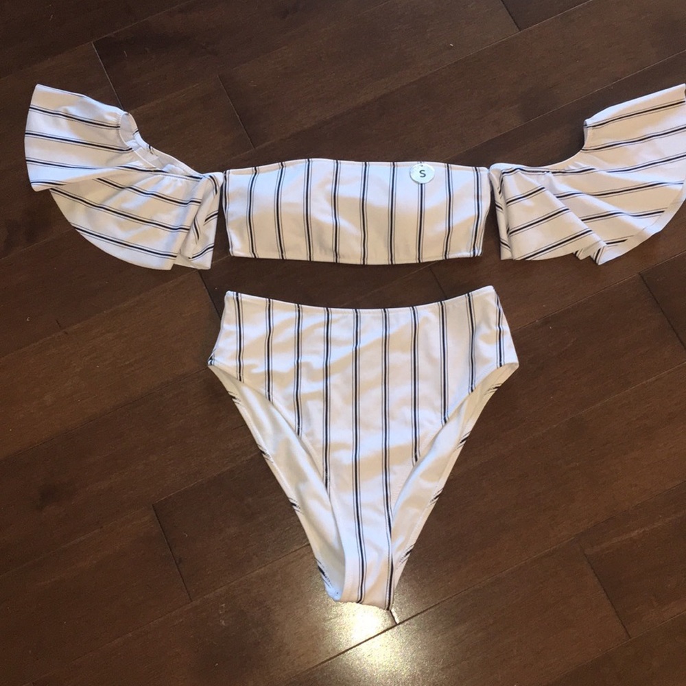 Forever 21 bathing suit
